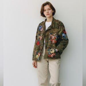 Creme Floral Camo Utility Jacket, Green/Multi, Large, EUC